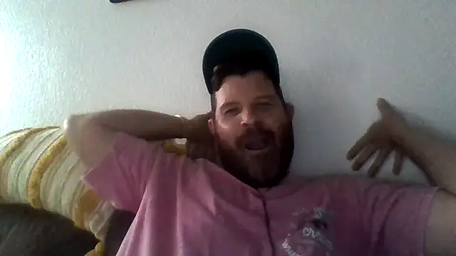 Snapshot of Cubby_Holes chatting on 07-20-26, 02:52 Cubby Holes online show from 07-20-26, 02:52