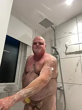 greyoakbear online show from 07-27-26, 08:38
