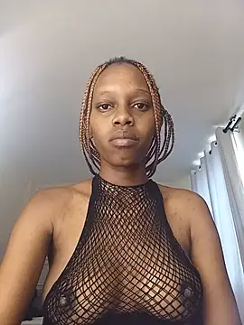Snapshot of prettyMummie chatting on 07-25-26, 10:24 prettyMummie online show from 07-25-26, 10:24