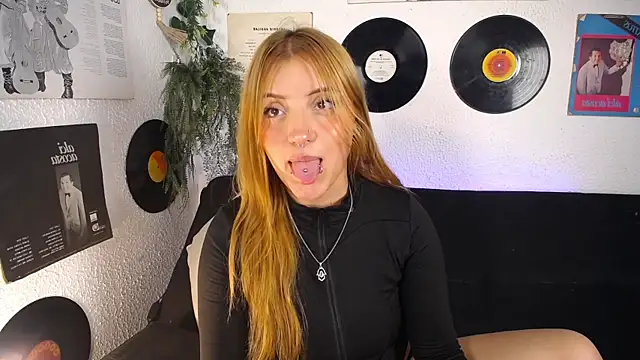 ValentinaDeAngelis online show from 07-27-26, 06:59