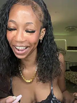 Snapshot of amina_x chatting on 08-01-26, 10:30 amina x online show from 08-01-26, 10:30
