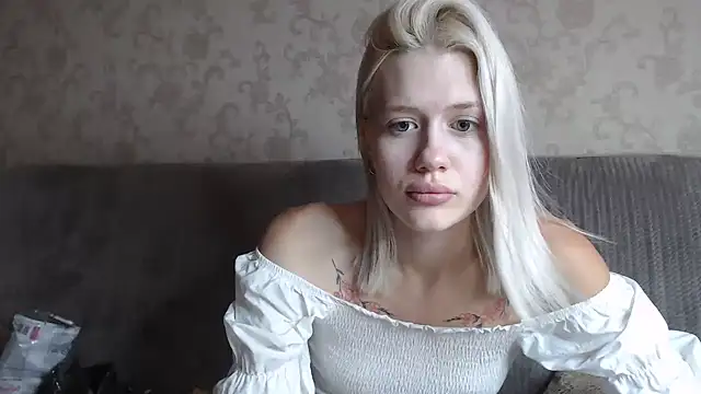 BlondyLedy online show from 07-22-26, 08:39