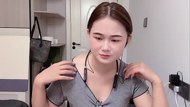 xiaolajiao-162 online show from 07-24-26, 02:20