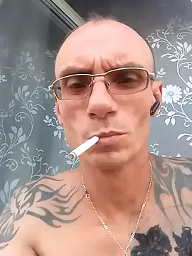 Snapshot of Andrei400308 chatting on 07-28-26, 11:17 Andrei400308 online show from 07-28-26, 11:17