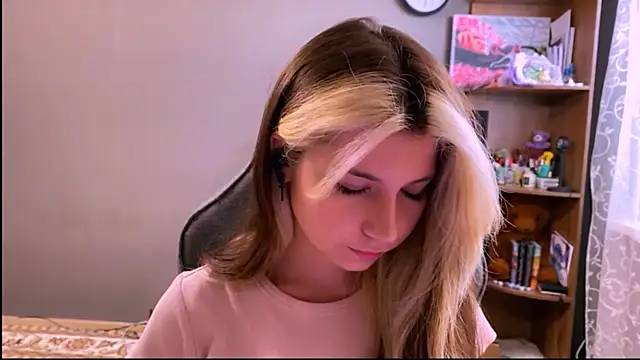Snapshot of SherikaAzzarella chatting on 07-24-26, 02:48 SherikaAzzarella online show from 07-24-26, 02:48