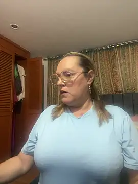 MALU0617 online show from 07-25-26, 11:24