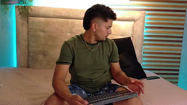ander camila online show from 07-29-26, 01:15