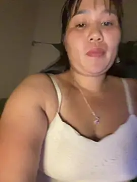 Snapshot of Baby_Alu01 chatting on 07-24-26, 03:43 Baby Alu01 online show from 07-24-26, 03:43