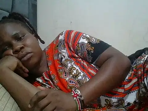 Snapshot of yummyychocolate_ chatting on 07-24-26, 10:24 yummyychocolate online show from 07-24-26, 10:24
