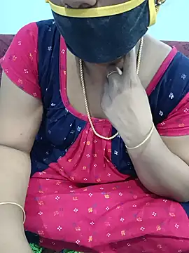 Snapshot of Rathi_Tamil chatting on 07-31-26, 02:44 Rathi Tamil online show from 07-31-26, 02:44
