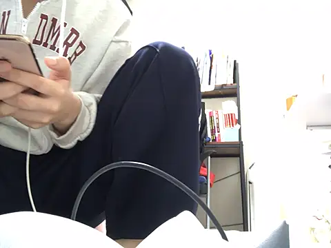 hypekittyboy online show from 07-29-26, 08:18