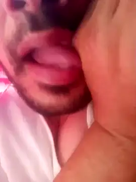 Snapshot of arousing3 chatting on 07-29-26, 06:22 arousing3 online show from 07-29-26, 06:22