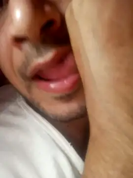 Snapshot of arousing3 chatting on 07-29-26, 07:45 arousing3 online show from 07-29-26, 07:45