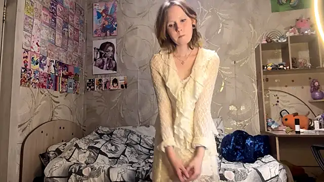 JosephineBulmer online show from 07-23-26, 04:27