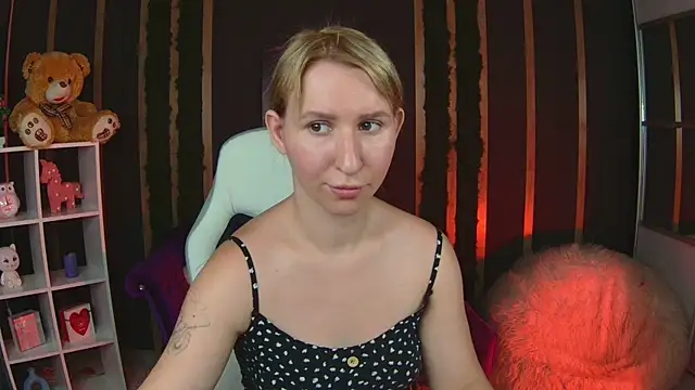 Snapshot of Nancy_chagy chatting on 07-28-26, 12:12 Nancy chagy online show from 07-28-26, 12:12