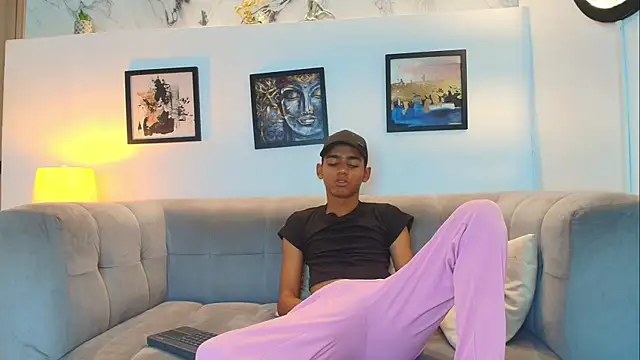 LOVELY LEGANDS online show from 07-29-26, 01:31