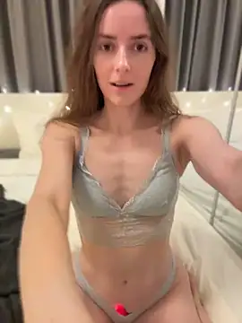 EmilyLinden online show from 07-24-26, 04:49
