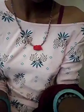 Snapshot of riya_rao12 chatting on 08-02-26, 03:05 riya rao12 online show from 08-02-26, 03:05