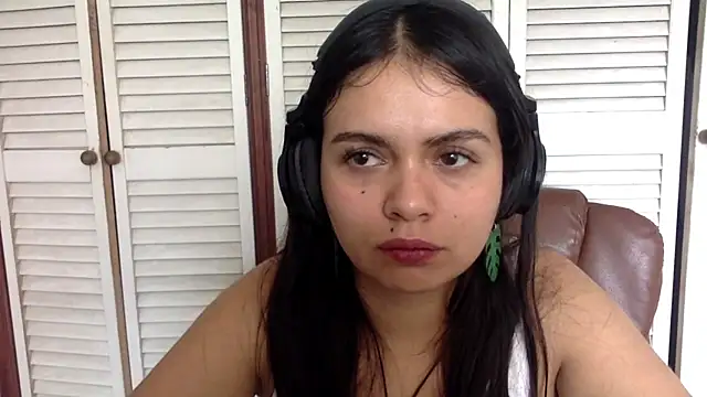 Snapshot of ValentinaCarnohan chatting on 07-28-26, 08:52 ValentinaCarnohan online show from 07-28-26, 08:52
