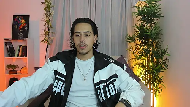 Snapshot of Edward_51 chatting on 07-28-26, 09:58 Edward 51 online show from 07-28-26, 09:58