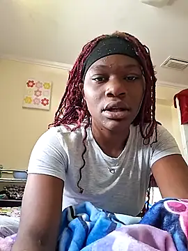 Snapshot of juicybratt chatting on 07-28-26, 05:34 juicybratt online show from 07-28-26, 05:34
