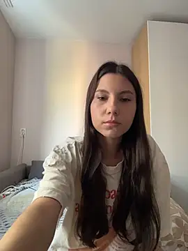Snapshot of Sunny_Loonie chatting on 07-25-26, 04:43 Sunny Loonie online show from 07-25-26, 04:43