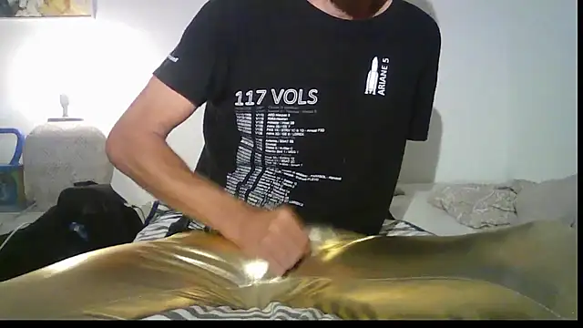 Snapshot of PumpStone chatting on 07-31-26, 04:23 PumpStone online show from 07-31-26, 04:23