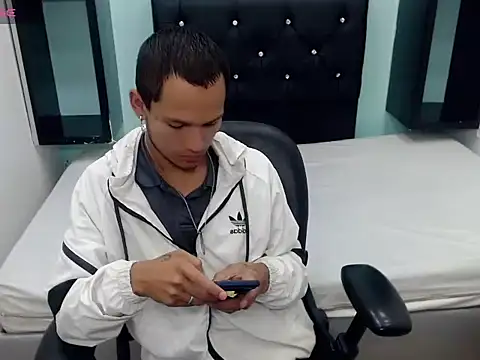 dimon mael online show from 07-30-26, 01:32