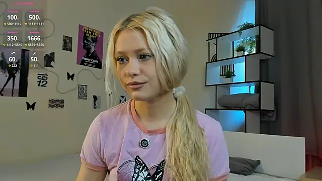 Willow Fang online show from 07-31-26, 05:18