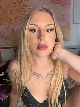 mila kween online show from 07-26-26, 01:18