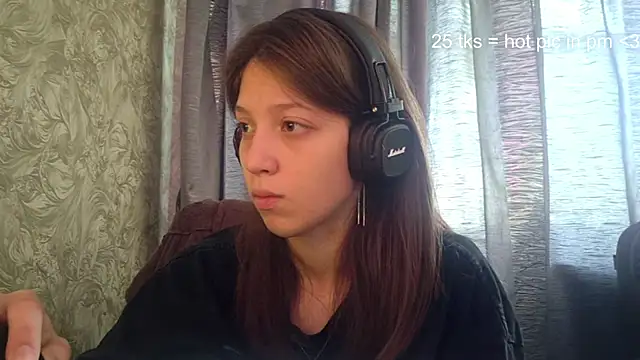 Snapshot of CornyPlaten chatting on 07-28-26, 09:26 CornyPlaten online show from 07-28-26, 09:26