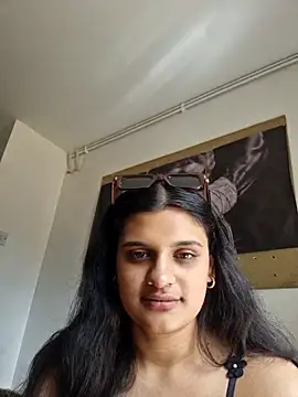 Snapshot of kaviahxx18 chatting on 07-26-26, 10:55 kaviahxx18 online show from 07-26-26, 10:55
