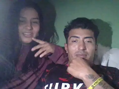 Snapshot of Rosaura212 chatting on 08-04-26, 05:32 Rosaura212 online show from 08-04-26, 05:32