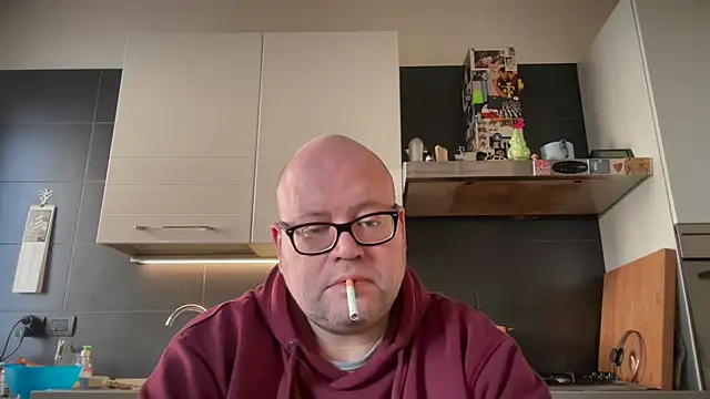 theitalianbear online show from 12-22-24, 01:22