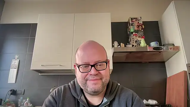 theitalianbear online show from 02-10-25, 01:44