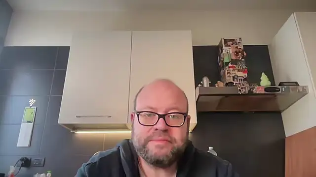 theitalianbear online show from 03-17-26, 06:28