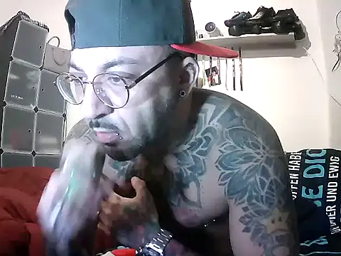 Snapshot of MagicStickBoy chatting on 02-09-26, 10:19 MagicStickBoy online show from 02-09-26, 10:19