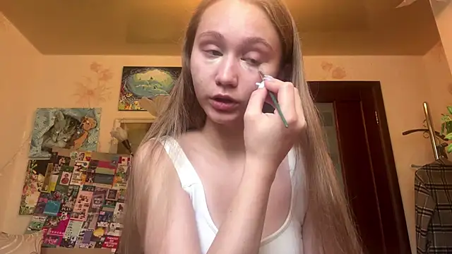 Snapshot of ShellieSavko chatting on 07-29-26, 06:11 ShellieSavko online show from 07-29-26, 06:11
