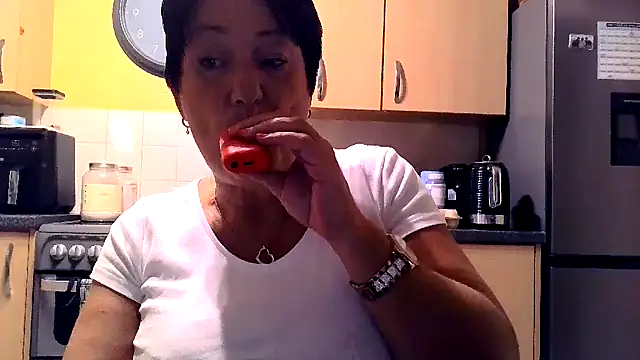 Snapshot of NaughtyNessa53xx chatting on 07-29-26, 10:30 NaughtyNessa53xx online show from 07-29-26, 10:30