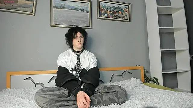 Ember Vixen online show from 07-25-26, 09:56