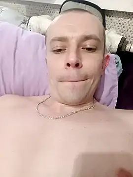 69LoveSlutXXX online show from 07-27-26, 04:14