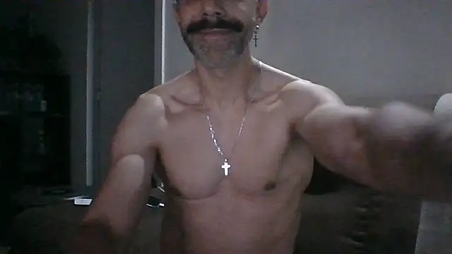 Lucasferx online show from 07-28-26, 09:03