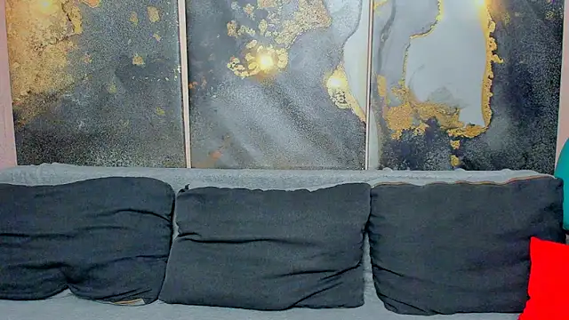 Stuning  Lily online show from 05-12-26, 06:43