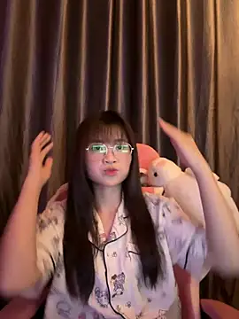 Snapshot of Rin-jeas chatting on 07-27-26, 04:25 Rin-jeas online show from 07-27-26, 04:25