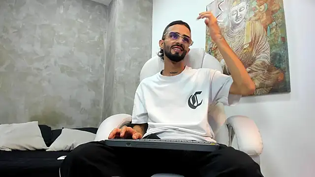Felipe-Casttan online show from 07-28-26, 03:13
