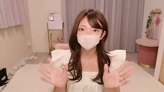 Snapshot of ooMEI chatting on 07-30-26, 10:25 ooMEI online show from 07-30-26, 10:25