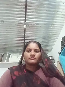Snapshot of Pooja-Po12 chatting on 07-27-26, 03:41 Pooja-Po12 online show from 07-27-26, 03:41