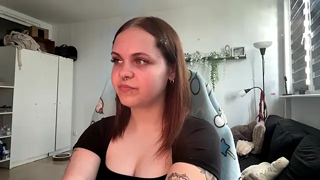 Snapshot of AbbyWet chatting on 07-28-26, 11:17 AbbyWet online show from 07-28-26, 11:17