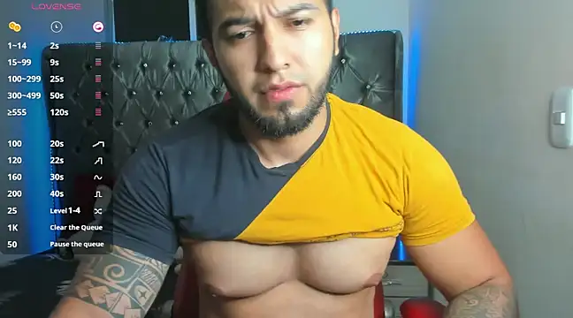 Snapshot of mrloganfuck1 chatting on 02-20-25, 09:33 mrloganfuck1 online show from 02-20-25, 09:33