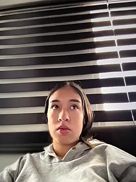 Ashlie Rodriguez LS online show from 07-30-26, 06:18